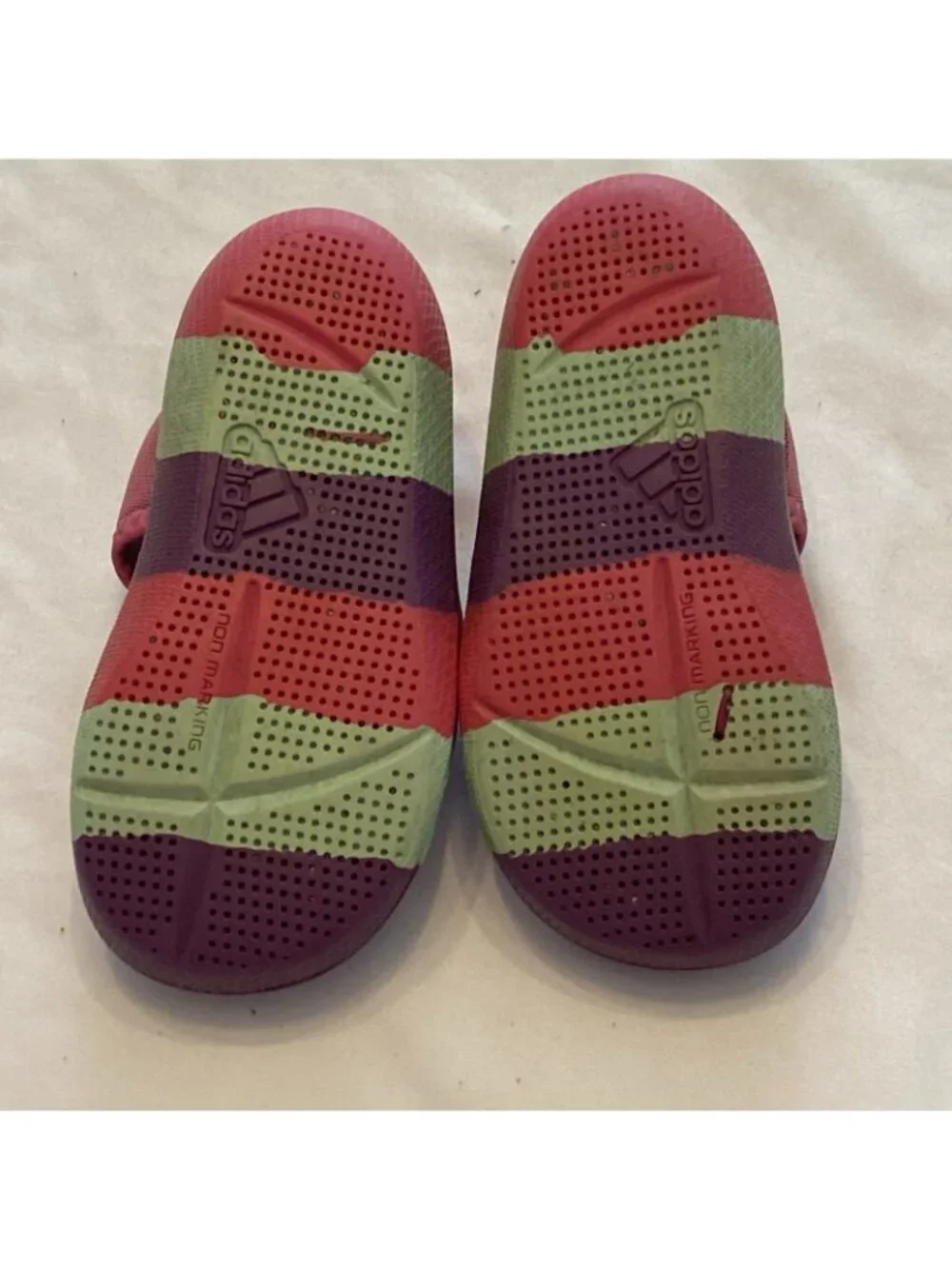 Adidas AltaVenture I kids swim sandals Size 6k Girls